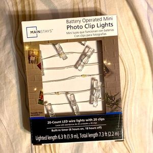 BRAND NEW in the box Mini Photo Clip Lights